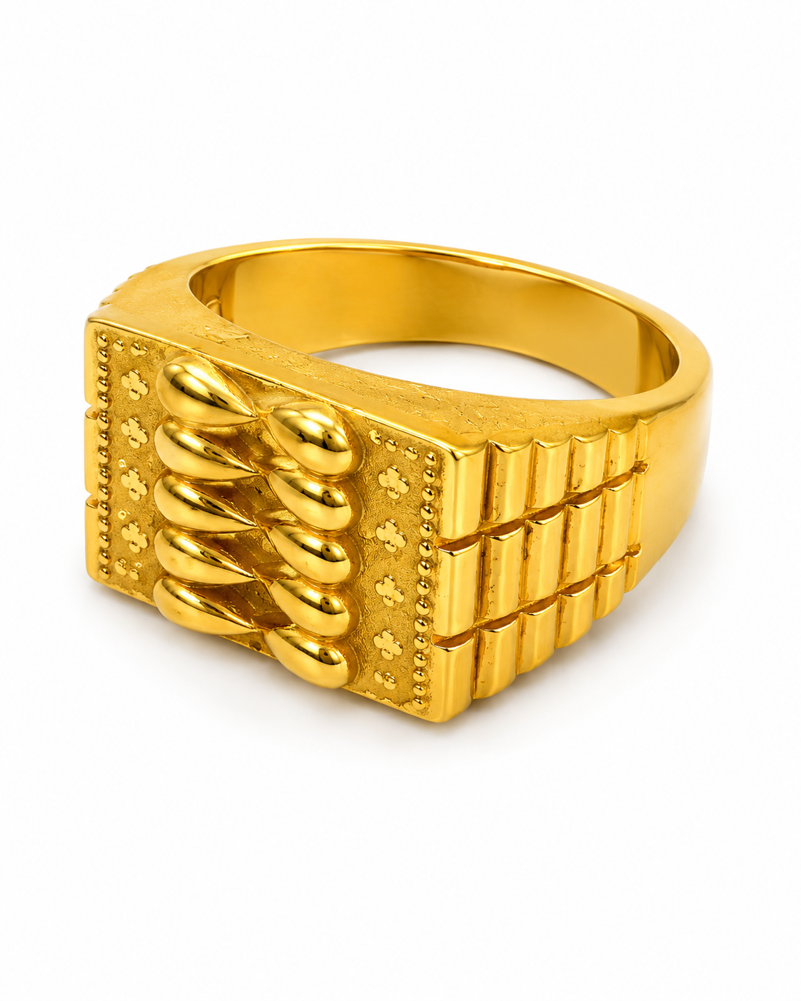 gold plateed ring gold plateed ring